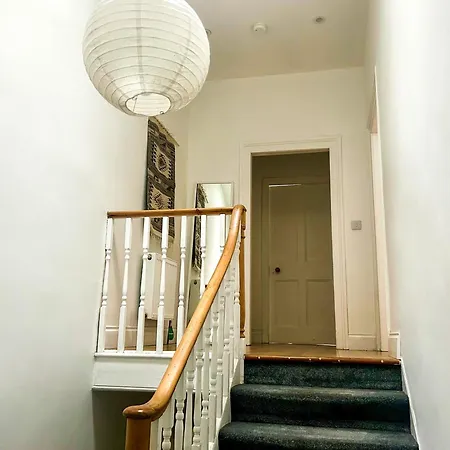 Charming 3-bedroom In With Private Garden Cork